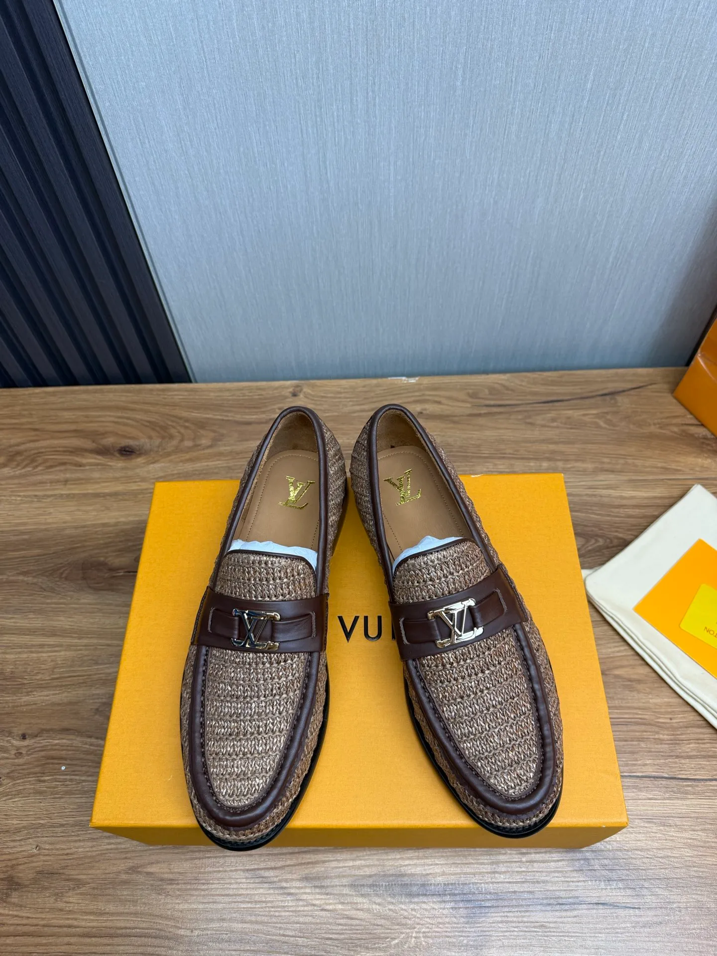 Factory 680💰 LV. Men's business casual leather shoes, all made of imported original brand leather, just to create a more comfortable wearing experience, original non-slip and wear-resistant outsole ✔️16-45 (38.45 non-returnable)